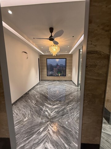 3 BHK Builder Floor For Sale in Anand Vihar