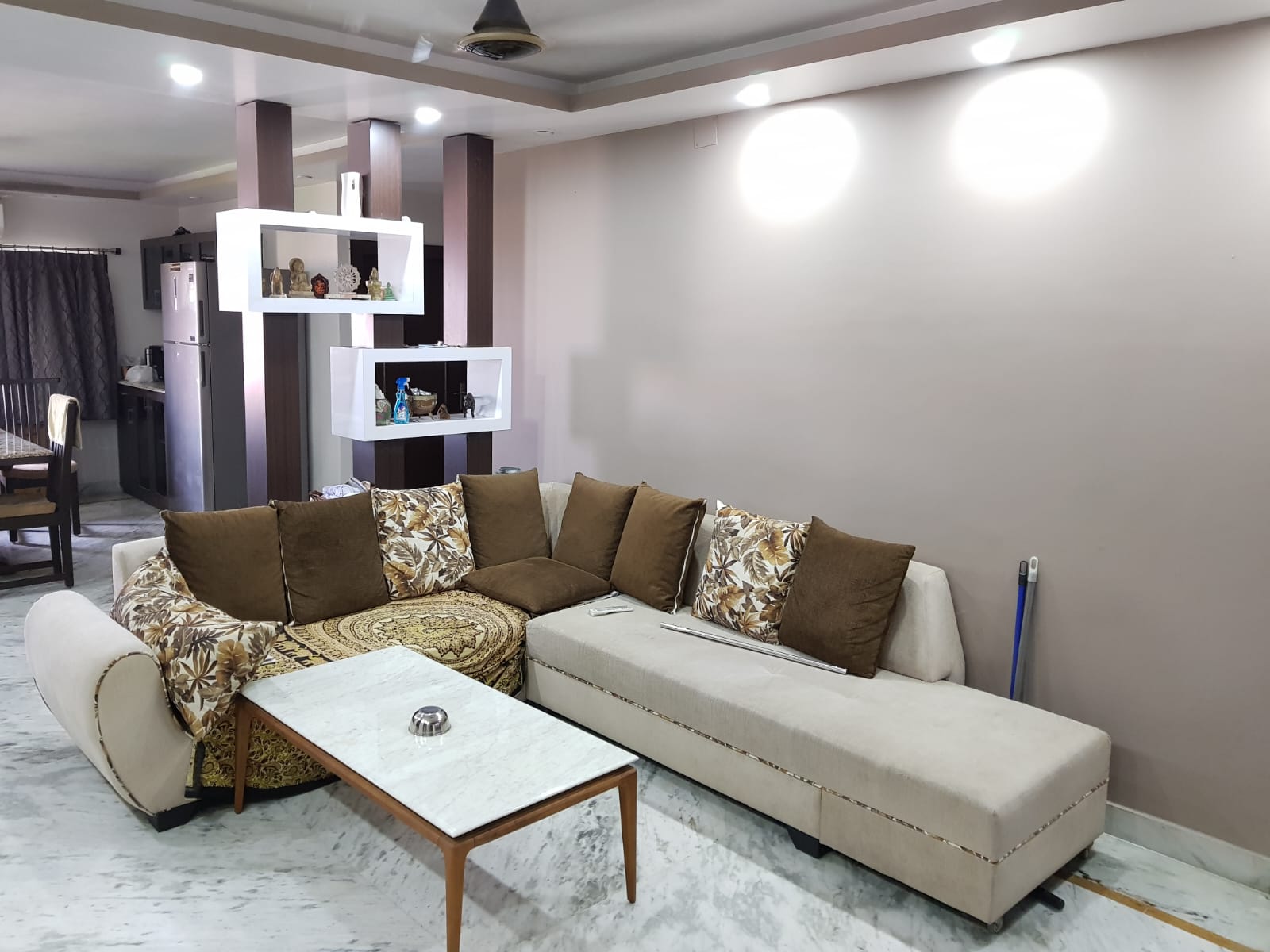 3 BHK + Pooja Room,Servant Room Apartment For Sale in Convent Road