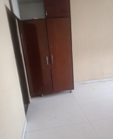 Room in 2 BHK Independent House at Aliganj – for Rent