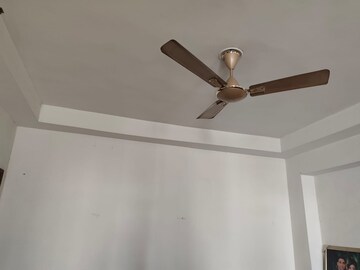 Furnished Amenities in 2 BHK Apartment at Vatika Seven Lamps, Sector 82 – for Rent