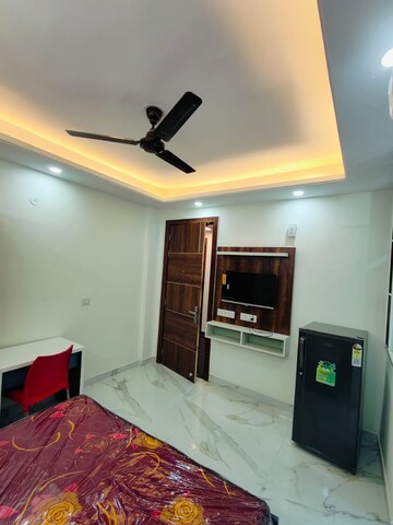Bedroom in 1 RK Builder Floor at Sushant Lok I – for Rent