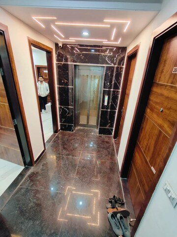 Building Lobby in 1 RK Builder Floor at Sushant Lok I – for Rent