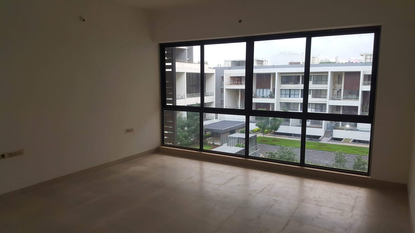 6 BHK Apartment For Sale in Marvel Sangria