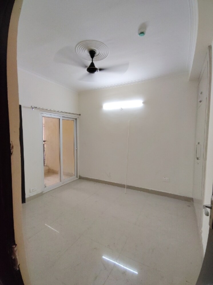 Room, amrapali-centurian-park-phase-ii 3 Bedroom 1400 Sq.Ft. Apartment In Tech Zone 4 Greater Noida Greater Noida 8766505