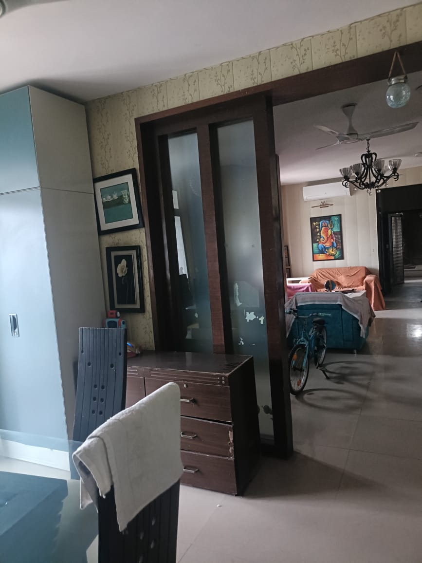3 BHK 1900 Sq.Ft. Apartment in Krishna Villa Sector 16B