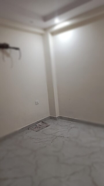 Furnished Amenities in 1 BHK Builder Floor at Saket – for Rent
