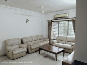 Living Room in 6 BHK Apartment at Oberoi Exquisite Goregaon, Goregaon East – for Sale