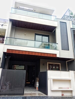 4 BHK Villa For Sale in Nirman Nagar