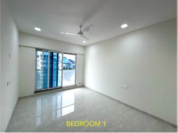 Room in 3 BHK Apartment at New India Heights, Andheri East – for Sale