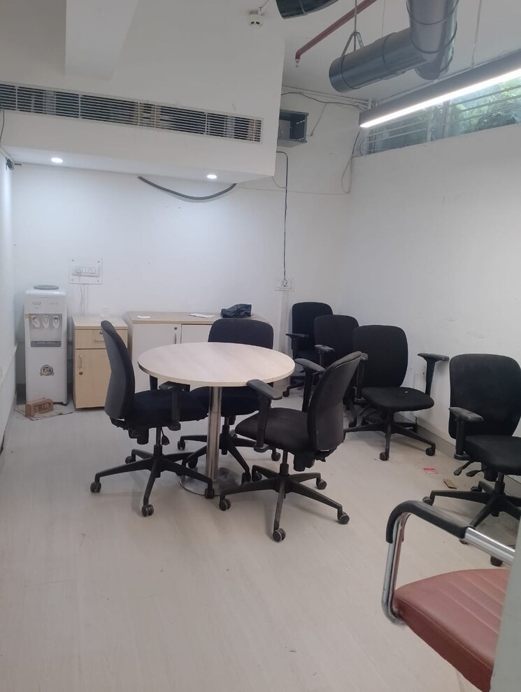 Team Area, asf-towers Commercial Office Space 2022 Sq.Ft. In Udyog Vihar Phase 4 Gurgaon 8766695