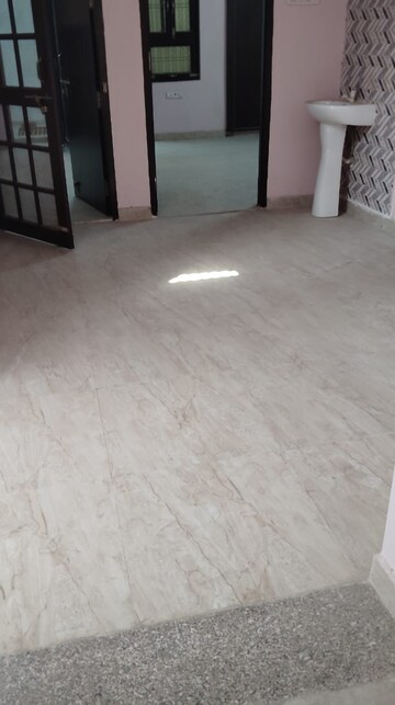 Room in 2 BHK Independent House at Faizabad Road – for Sale