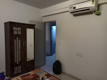 Room in 2 BHK Apartment at Dumas – for Rent