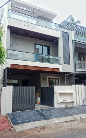 4 BHK Villa For Sale in Nirman Nagar