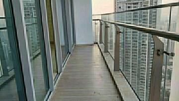 Balcony in 4 BHK Apartment at Oberoi Realty Esquire, Goregaon East – for Rent