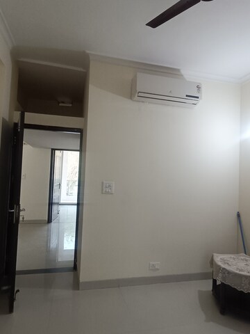 Building Lobby in 4 BHK Builder Floor at Ansal API Esencia, Sector 67 – for Rent