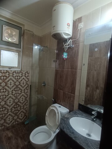 Bathroom in 4 BHK Builder Floor at Ansal API Esencia, Sector 67 – for Rent