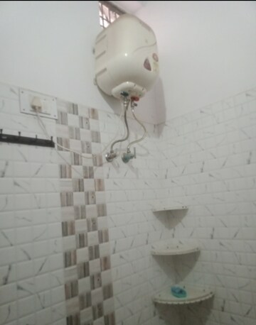 Bathroom in 1 BHK Villa at Aliganj – for Rent