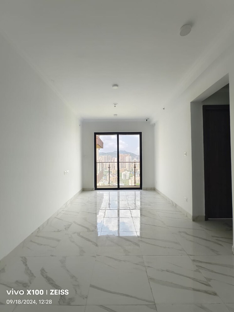 Room, risland-the-icon 2 Bedroom 671 Sq.Ft. Apartment In Dhokali Thane 8766786