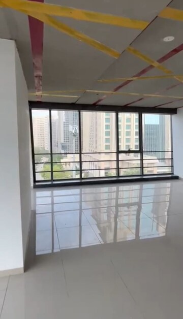 Room in  Office Space at Vastrapur – for Rent