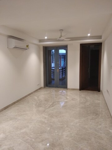4 BHK Apartment For Rent in Anand Niketan