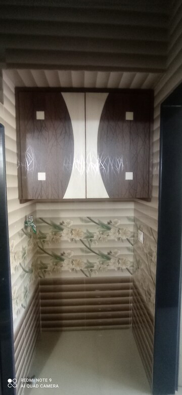 Bathroom in 1 BHK Apartment at Dombivli West – for Rent