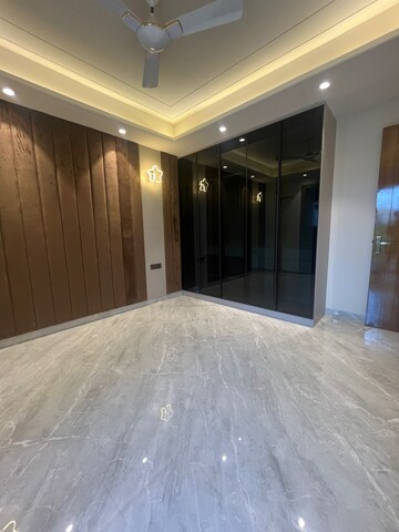 Bedroom in 4 BHK Builder Floor at Sector 67 – for Sale