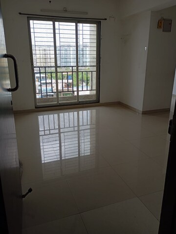 Room in 2 BHK Apartment at Shyam Siddhivinayak Bhakti, Ulwe – for Sale