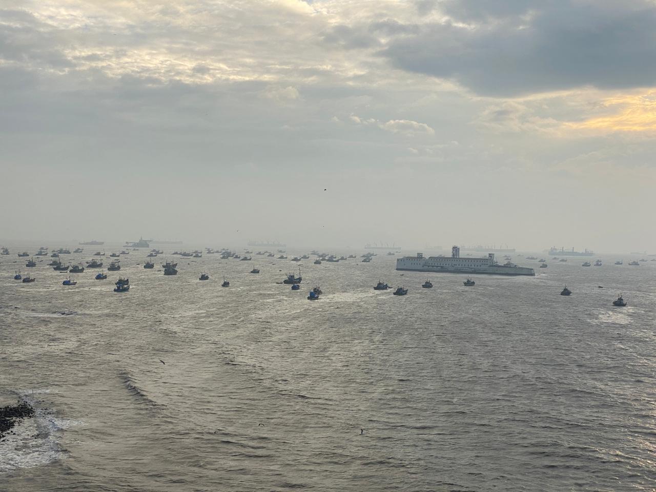 2 BHK 1600 Sq.Ft. Apartment in Oyster Apartment Colaba