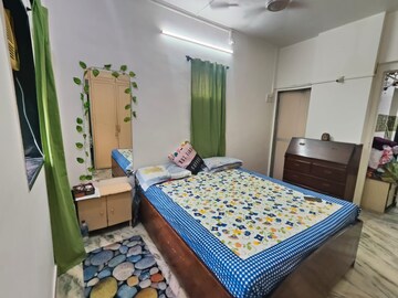 Bedroom in 2 BHK Apartment at Amrapali CHS Andheri, Andheri East – for Sale