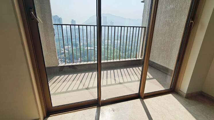 Living Room, godrej-rks 3 Bedroom 1885 Sq.Ft. Apartment In Chembur Mumbai 8767022