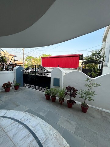 4 BHK Villa – Exterior View View at Turner Road - for Sale