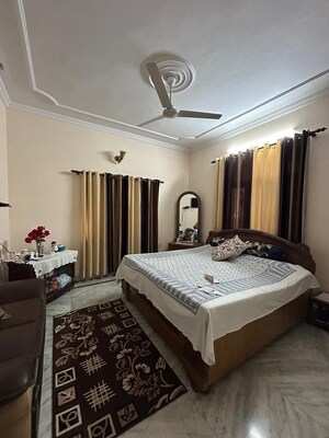 4 BHK Villa For Sale in Turner Road