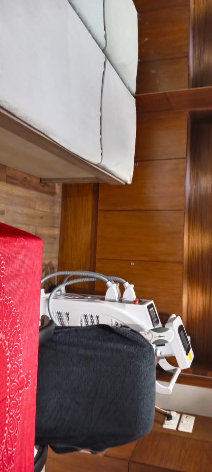  Parking, lake market Commercial Showroom 1500 Sq.Ft. In Lake Market Kolkata 8767077