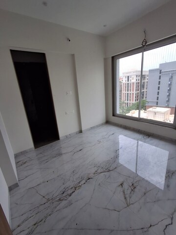 Room in 3 BHK Apartment at Diamond Garden, Chembur – for Sale