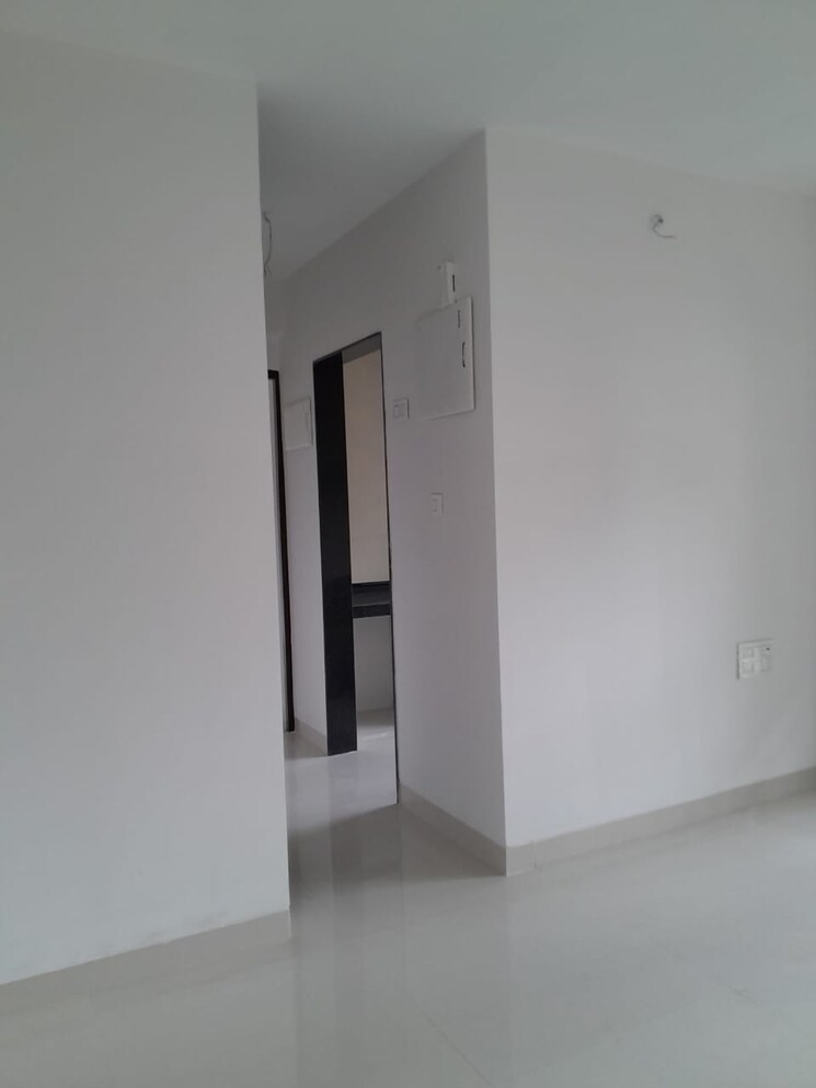Room, borivali east 1 Bedroom 400 Sq.Ft. Apartment In Borivali East Mumbai 8767337