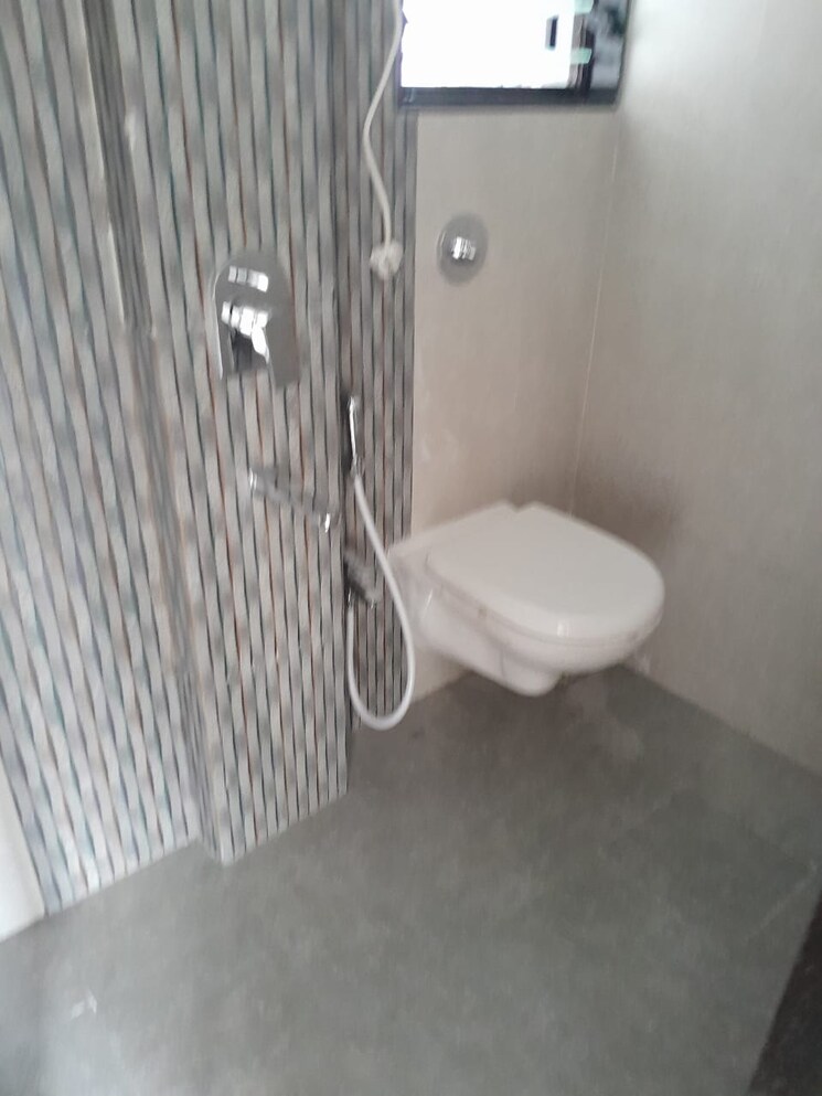 Bathroom, borivali east 1 Bedroom 400 Sq.Ft. Apartment In Borivali East Mumbai 8767337