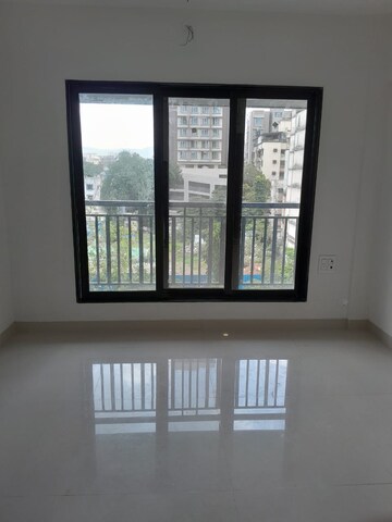 Room in 1 BHK Apartment at Borivali East – for Sale