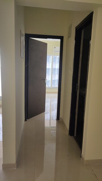 Furnished Amenities in 2 BHK Apartment at Ruparel Orion, Chembur – for Rent