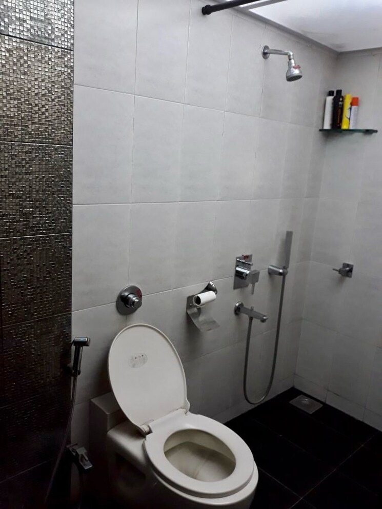Bathroom, deonar 3 Bedroom 1950 Sq.Ft. Villa In Deonar Mumbai 8767345