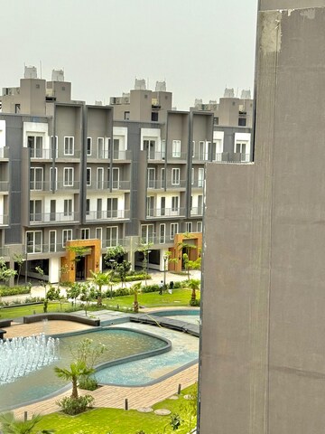3.5 BHK Apartment – Exterior View View at Smart World Orchard, Sector 61 - for Sale