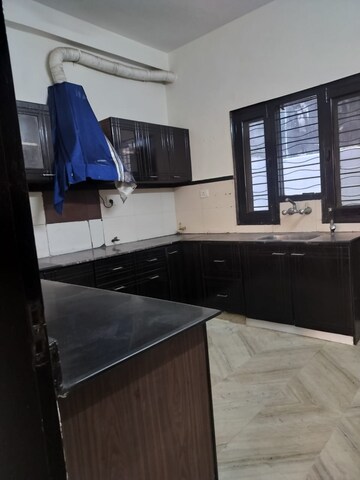 Kitchen in 2 BHK Builder Floor at Sector 30 – for Rent