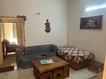 Living Room in 2.5 BHK Builder Floor at Krishna Nagar – for Rent