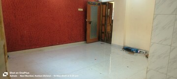 Room in 2 BHK Apartment at Kamdhenu CHS Borivali, Borivali West – for Rent
