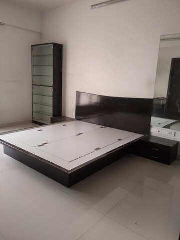 Bedroom in 2 BHK Apartment at Safal Nav Parmanu CHS, Chembur – for Rent