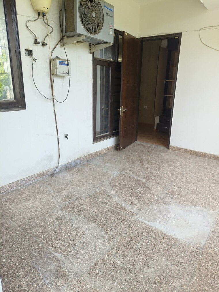 Room, vipul-world-floors 3 Bedroom 1825 Sq.Ft. Builder Floor In Sector 48 Gurgaon 8767486