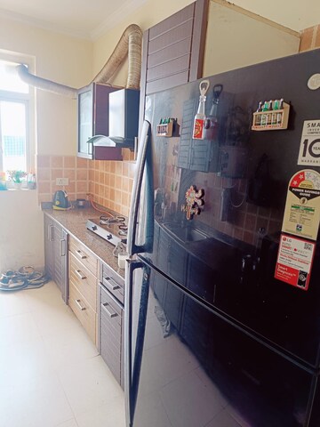 Kitchen in 2 BHK Builder Floor at Sector 33 – for Rent