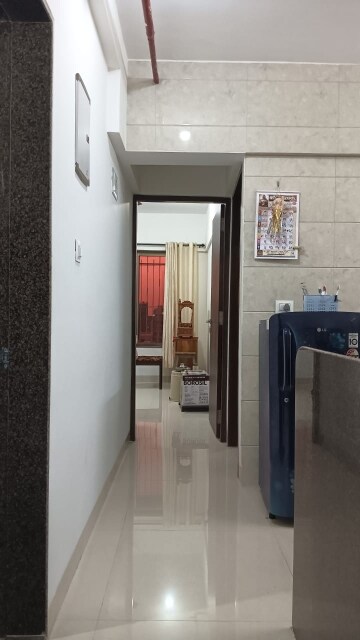 Building Lobby in 2 BHK Apartment at Raj Tower Borivali, Borivali West – for Rent