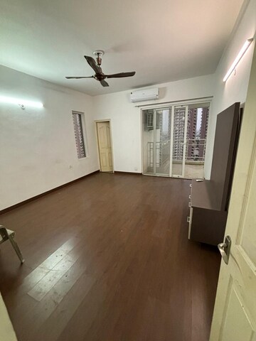 4 BHK Apartment For Sale in Unitech The World Spa, Sector 30