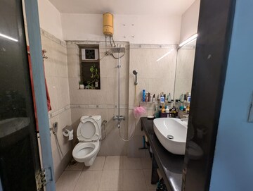 Master Bedroom in 2 BHK Apartment at Cosmic Heights, Wadala – for Rent