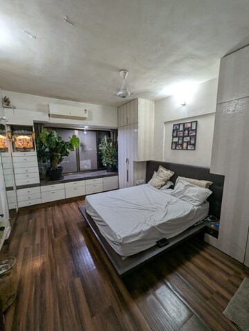 Bedroom in 2 BHK Apartment at Cosmic Heights, Wadala – for Rent